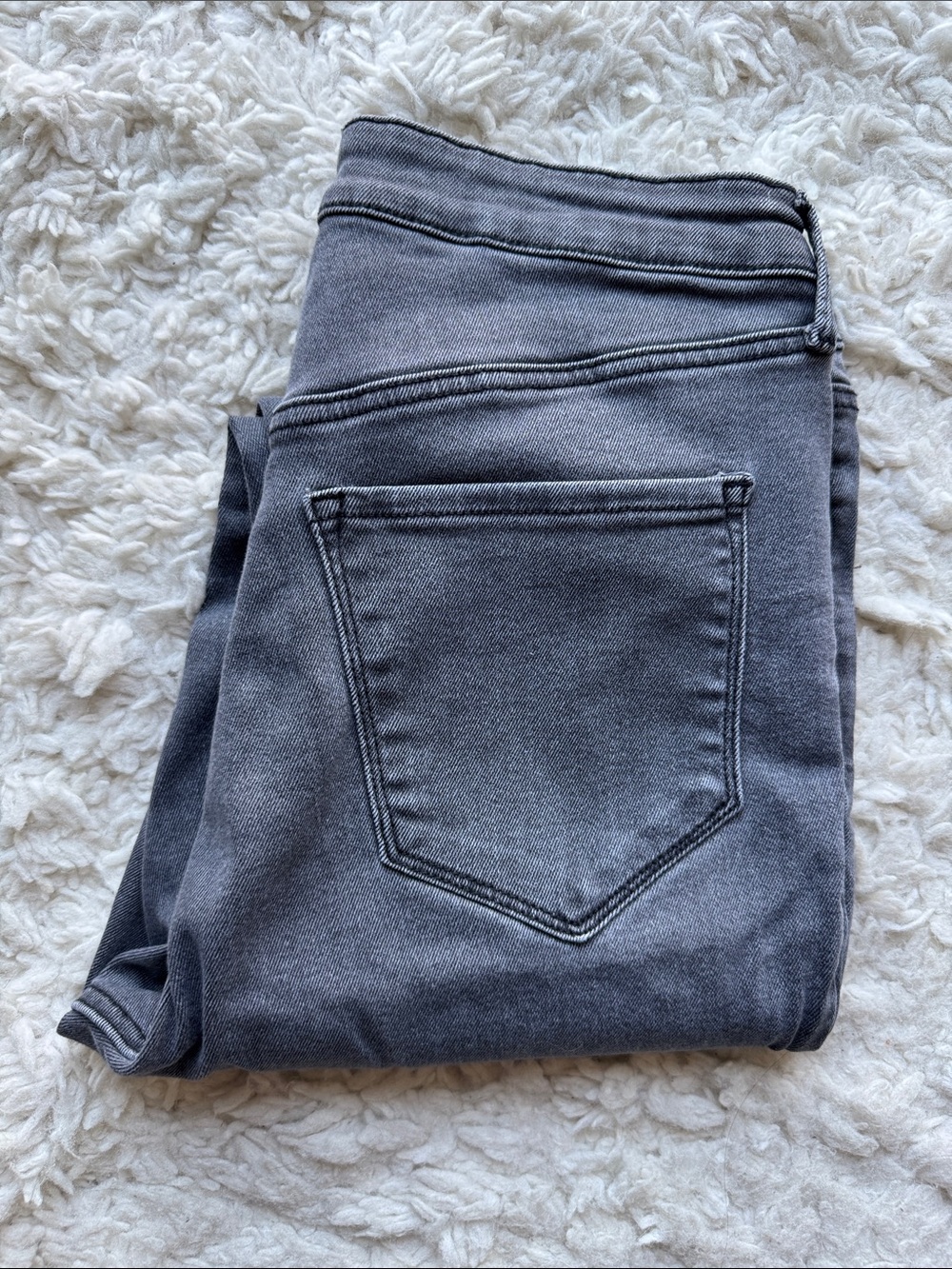Old‎ Navy Rockstar Super Skinny Jeans